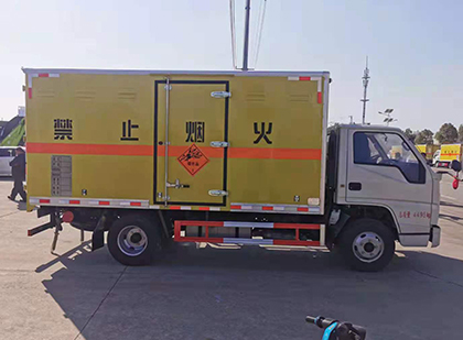 义安爆破器材运输车技术升级与安全合规新趋势
